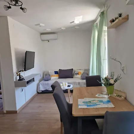 Tragurion Apartment *