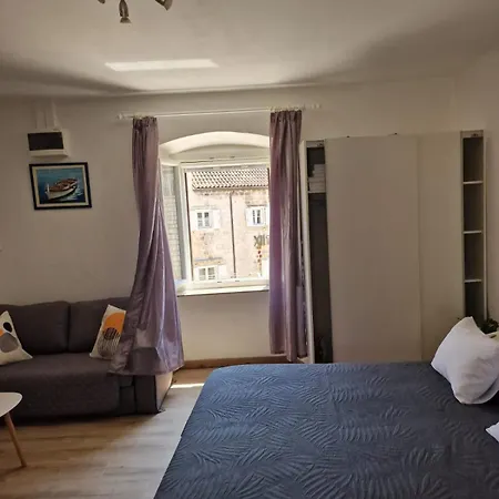 Tragurion Lägenhet Trogir